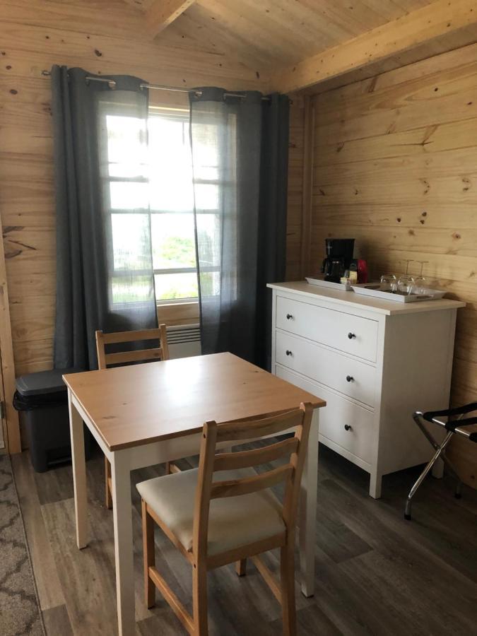 Les Chalets De La Colline Inc Baie-Sainte-Catherine Exterior photo